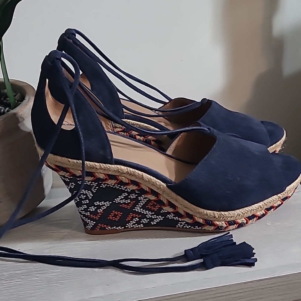 Cabi Isla Espadrille Wrap Lace Up Wedge Sandals Women's Size 9 Navy Suede